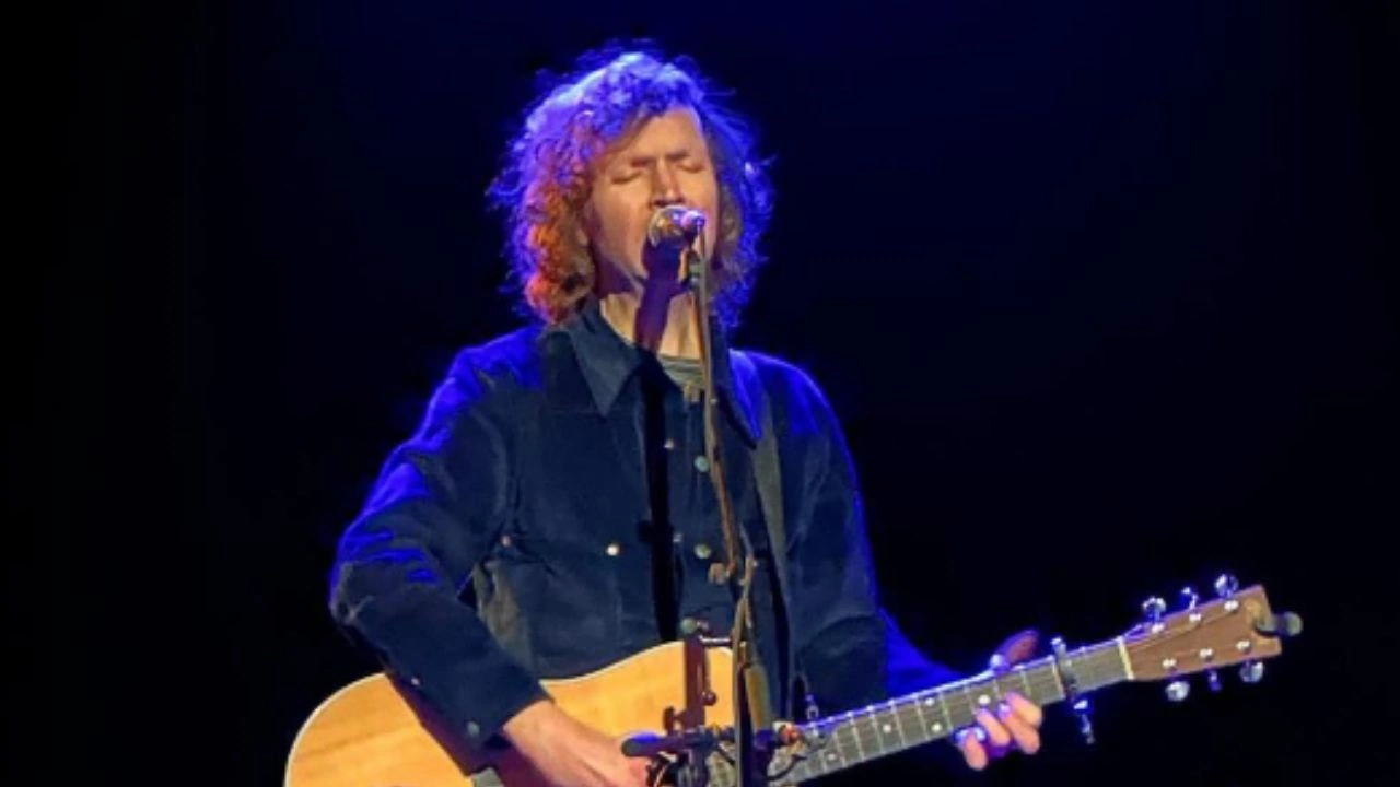 Beck announces orchestral tour This Summer